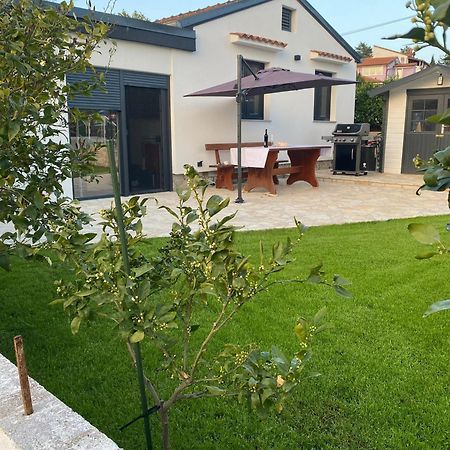 The House Villa Medulin Exterior photo